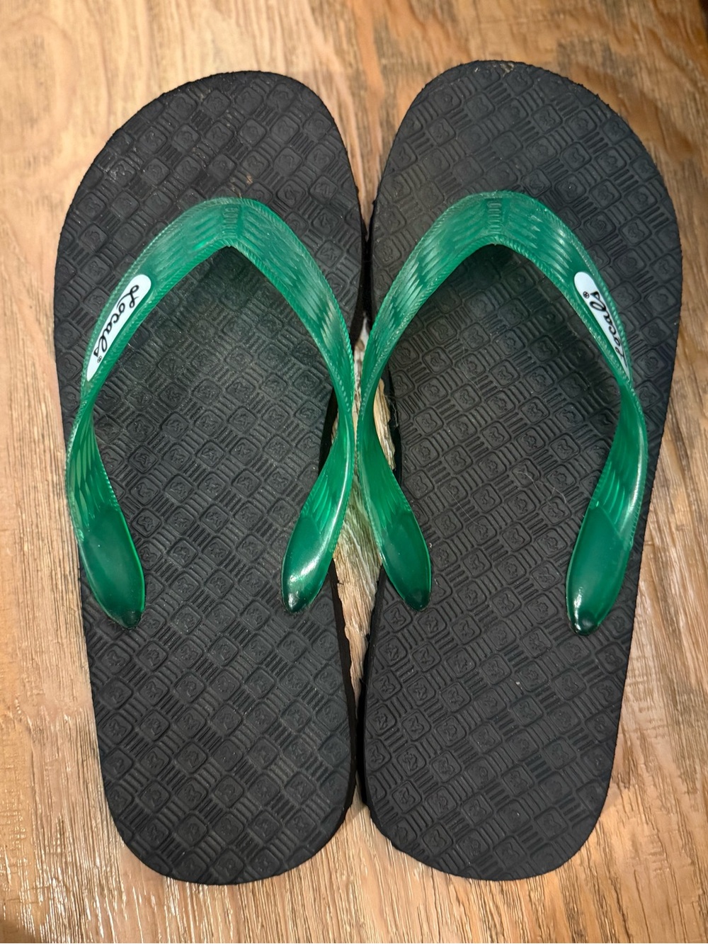 Locals Hawaii Women’s Black Flip-Flop Sandals with Green Straps